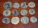 EXCELENTE LOTE DE 12 MONEDAS ROMANAS DE BAJO IMPERIO 