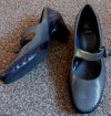 LADIES CLARKS GREY & PURPLE LEATHER SHOES SIZE 5.5 