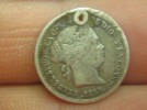 MONEDITA DE PLATA A CATALOGAR ESTUBO ENGARZADA  L17