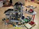 Playmobil Polizeistation 3988+ Polizeiauto + Hubschrauber 3907 +VerkehrsKreuzung 