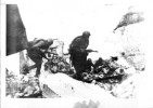 1942 Original Photo WW ll Soldiers Prowl Building Ruins Stalingrad Russia 